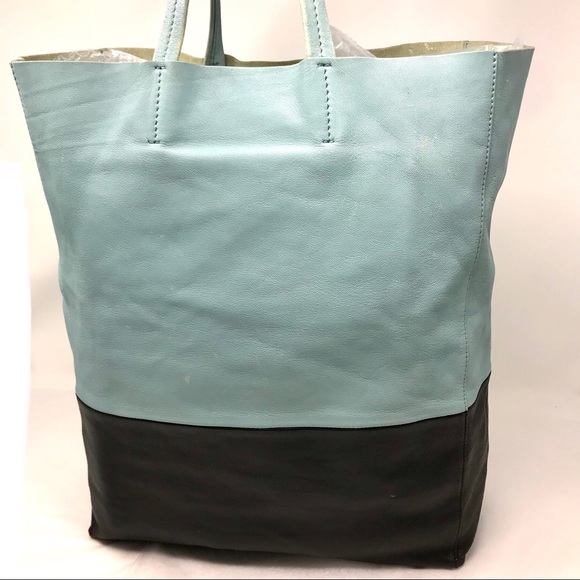 Céline Vertical 2-Tone Blue BiCabas Tote - Picture 2 of 11